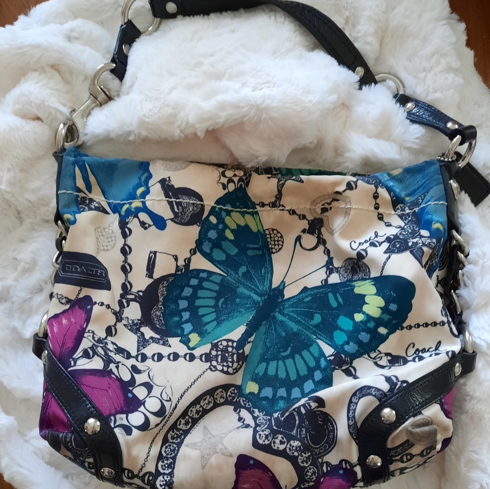 Coach shoulder bag